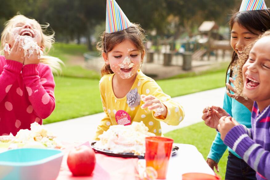 how to hold a birthday party